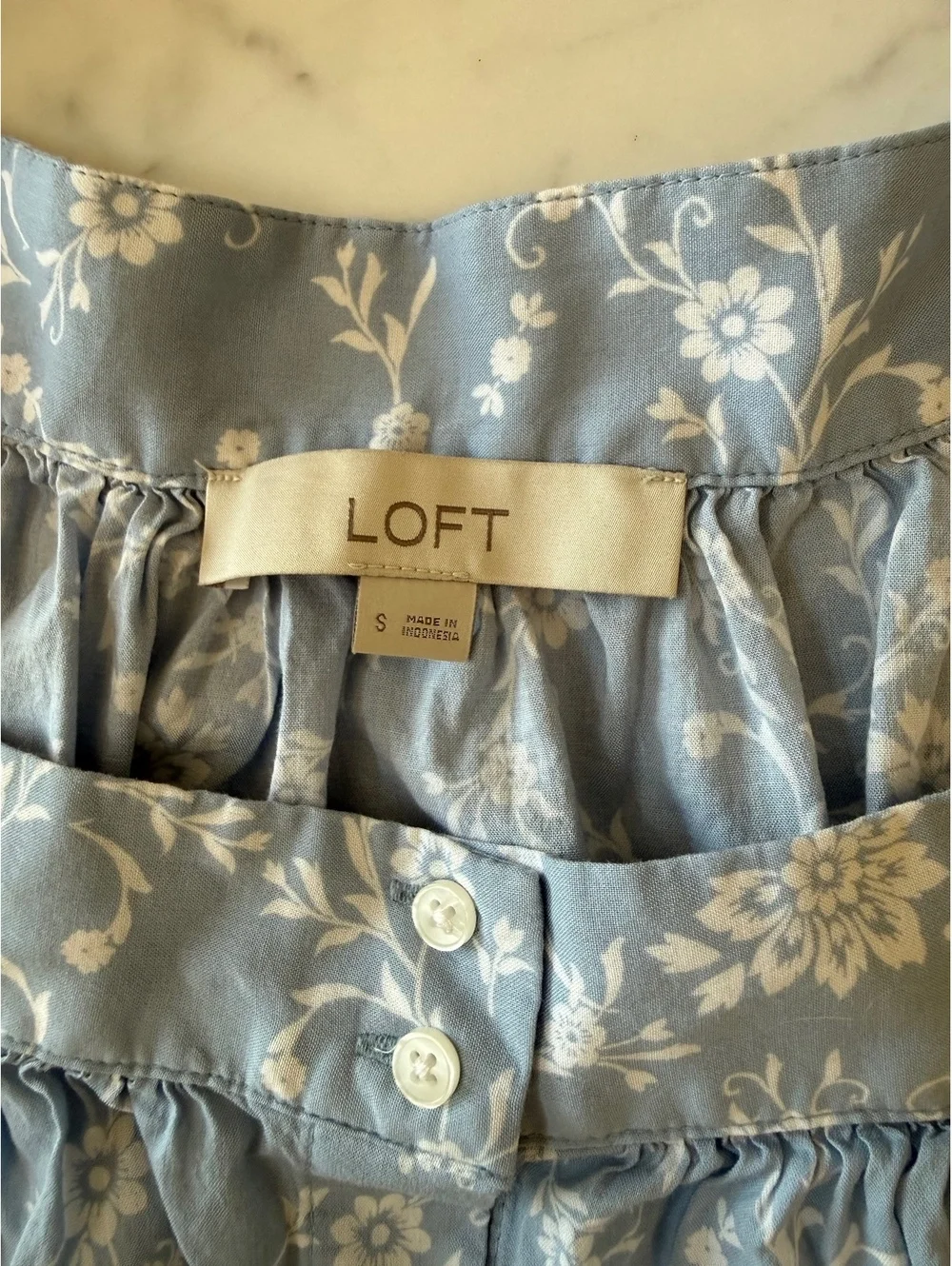LOFT Blue Floral Puff Sleeve Square Neck Blouse Size Small